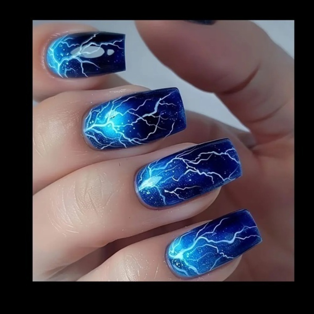 Blue Lighting Fake Press On Nails NWT